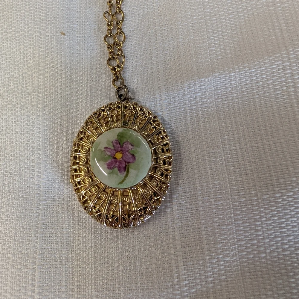 Vintage Locket Pendant Necklace Floral Design Bohemian Cottagecore